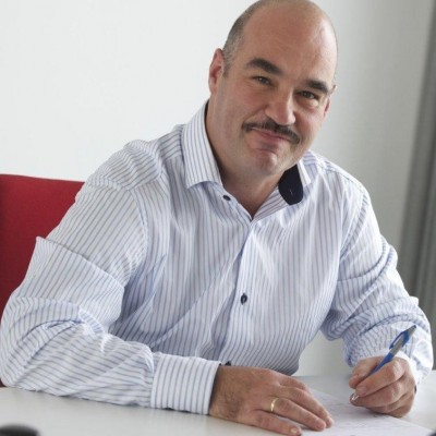 Henk Bezembinder